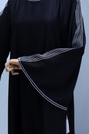 abaya-black-090b13.jpg