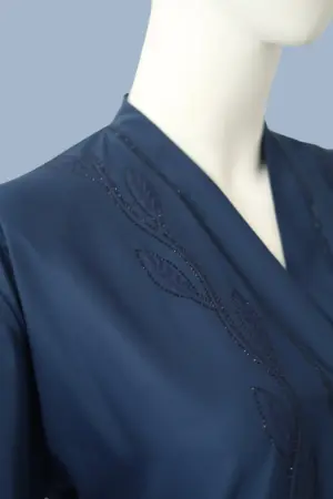 embroidered-abaya-18-3-1.webp