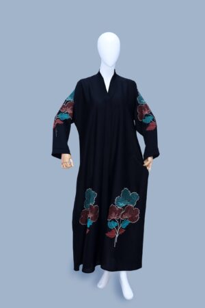 floral-embroidered-closed-abaya-black-1.jpg