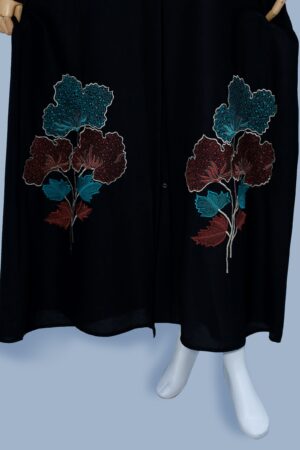 floral-embroidered-closed-abaya-black-3.jpg